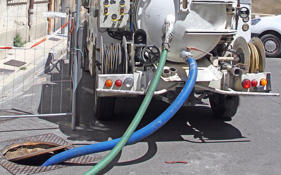 comment déboucher une canalisation Touquin